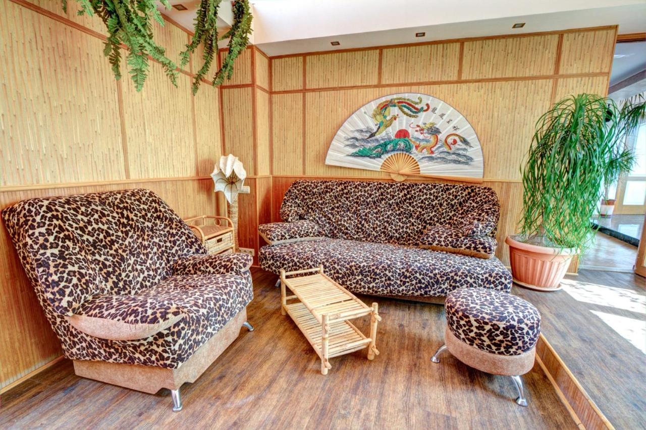 Jungle - Дом-Сказка У Моря Odessa Esterno foto